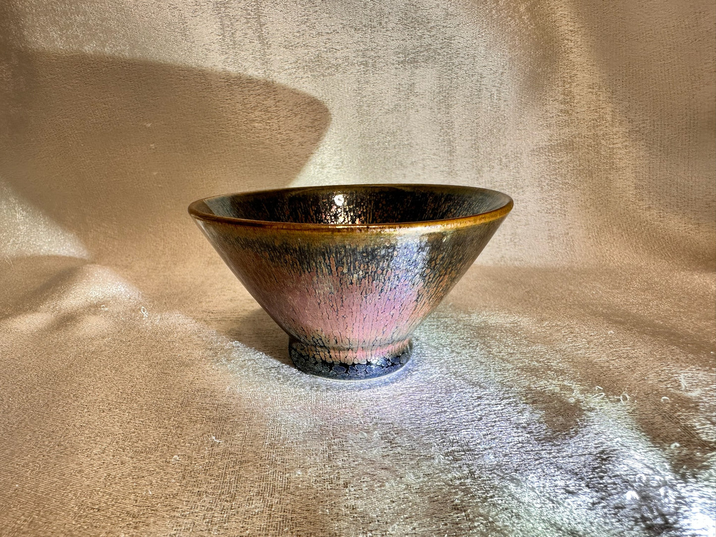 Fully glazed black gold glaze rose gold oil droplet pattern straw hat shape (douli) shape cup