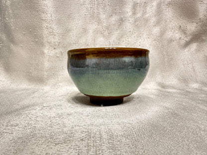 Green glaze kiln transformed jade-like green hare’s fur pattern tied mouth shape cup