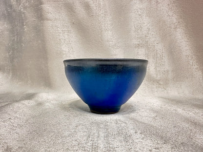 Blue glaze metallic blue hare’s fur and oil droplet Yohen pattern tied mouth shape cup