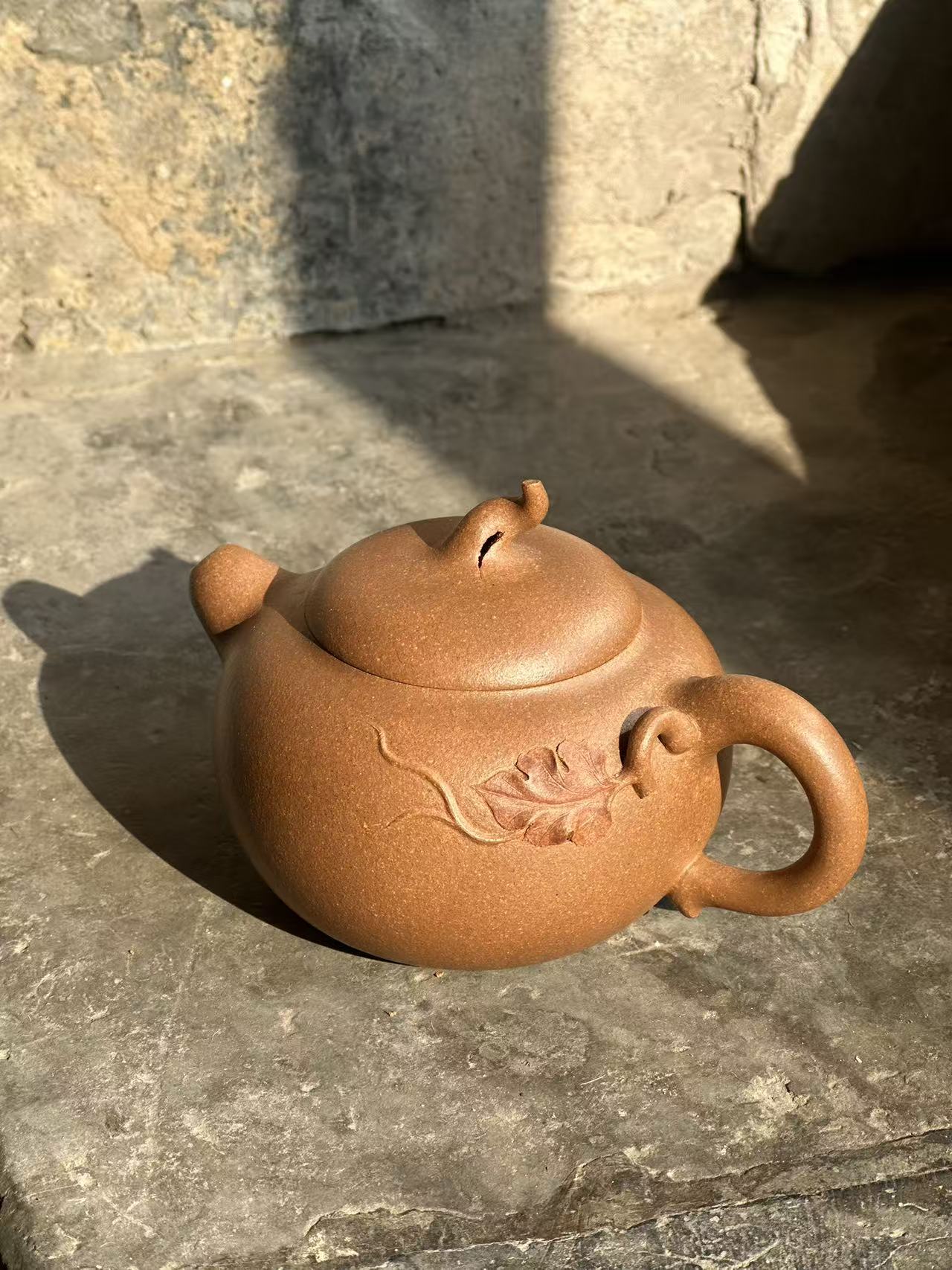 Spring Blossom Teapot（春色壺） — Original Ore Duan Ni Yixing Teapot, Handcrafted by Master Zhu Hongying