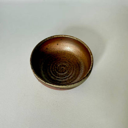 Earthen Spiral（迴紋） — Jingdezhen Wood-Fired Host Cup