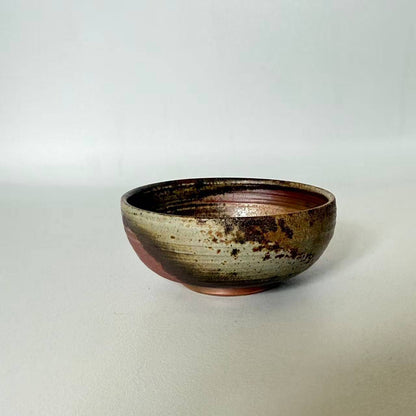 Earthen Spiral（迴紋） — Jingdezhen Wood-Fired Host Cup